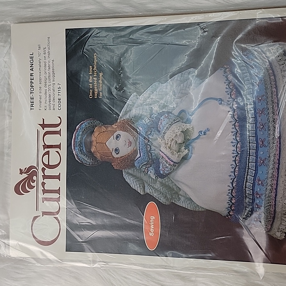 CURRENT NeW VTG Needle Point Holiday Christmas Angel Tree-Topper Kit CODE 7115-7